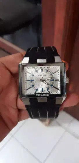 Dijual jam tangan merk police fulset
