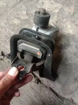 Engine mounting Vios gen 1