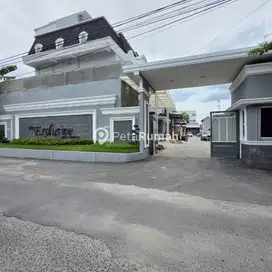 JUAL VILLA JL PERBATASAN KOMPLEK EXCLUSIVE RESIDENCE DAERAH KRAKATAU