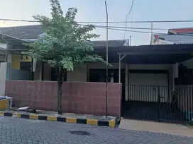 Rumah Kutisari Indah Barat Dijual