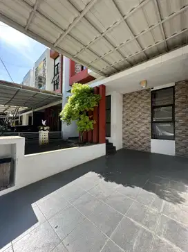 Disewakan rumah 2 lantai cendana residence pamulang  semi furnished