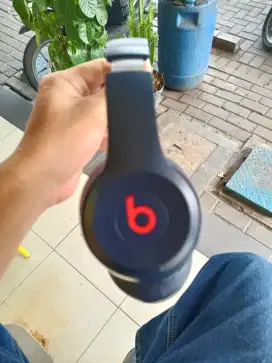 Beats solo 3 wireless