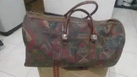 Tas jumbo merek Elizabet