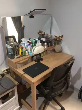Meja Rias Multifungsi
