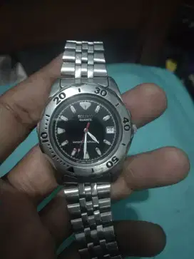 Jam tangan Seiko diver Quartz original