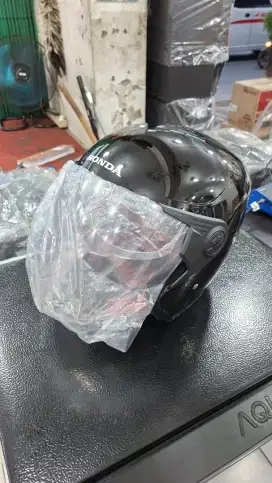 HELM BARU, BARU BELI TIDAK COCOK,BUSA DALAM D KUPING SUDAH DIBUANG