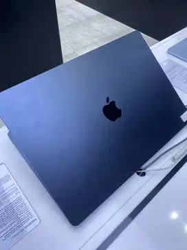 New MacBook Air 15 inc