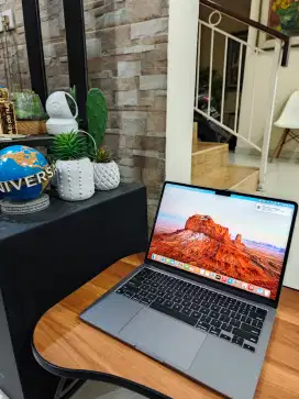 Laptop Macbook Air M3 16/256 CC 1 Battery Health 100%