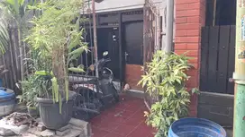 RUMAH TENGAH KOTA SURABAYA DIJUAL MURAH