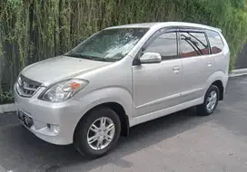 Daihatsu Xenia 2010 Bensin