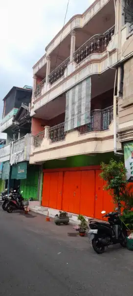 DIJUAL CEPAT RUKO DI TENGAH KOTA SOLO, NEGO SEJADINYA