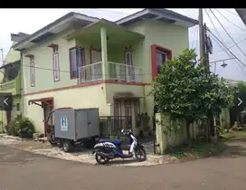 Rumah hook di perumahan dharmais 1.5 km stasiun cilebut