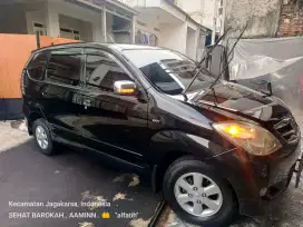 Toyota Avanza old 2011