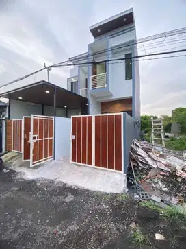 Dijual Rumah Baru gress. Siap Huni di Gunung Anyar Surabaya