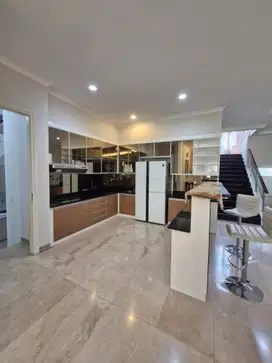 RUMAH BSD CAJUPUTI DI JL UTAMA BISA KPR SUDAH FURNISHED