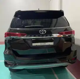 TOYOTA FORTUNER 4 X 2  2.4 VRZ TRD AT SOLAR 2019