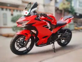 Termurah dp 3.5jt Kawasaki New Ninja 250 Fi r25 (Bi jelek bs kredit