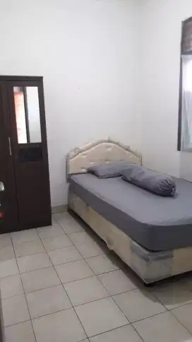 Cari kamar/kos-kosan strategis bersih aman nyaman daerah Cikutra?