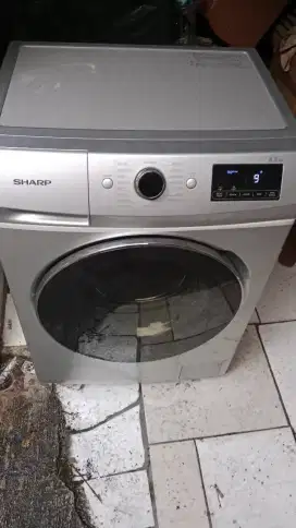 Mesin cuci front loading Sharp 8,5kg mulus