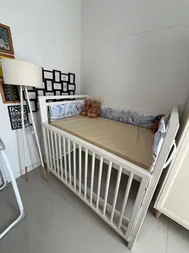 Box Bayi Kayu SOLID