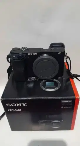 Jual cepat Sony a6400 body only. Butuh buat biaya sekola
