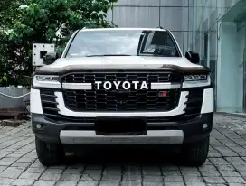 Toyota Land Cruiser 300 GR Sport 2024
