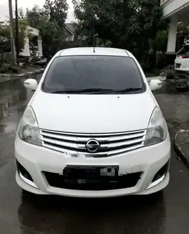 Nissan Grand livina 2012 Bensin