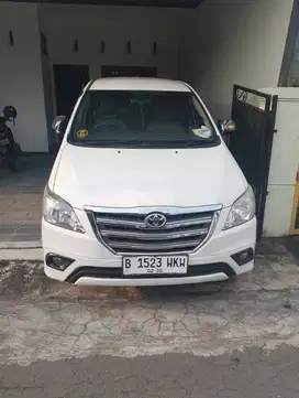 Toyota Kijang Innova Diesel G (2015)
