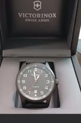Victorinox Swiss Army Airboss 241720 Automatic
