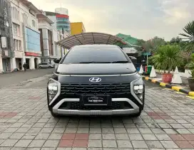Hyundai Stargazer Prime Captain Seat 2022 AT 1.5, Km 35Ribu