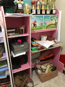 meja belajar kondisi baik