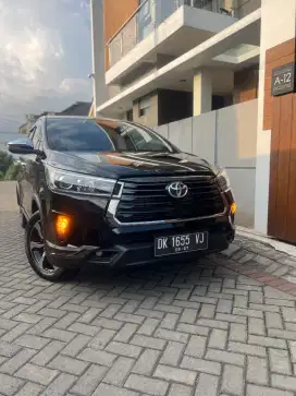 KM 15 RIBU | INNOVA VENTURER 2.4 DIESEL AT LAST EDITION SUPER ISTIMEWA