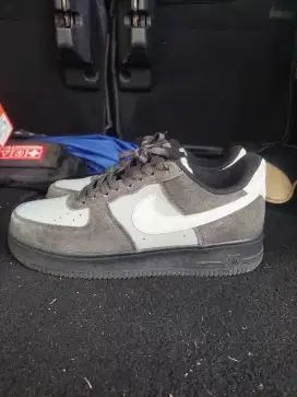 Sepatu Sneakers Nike AF 1
