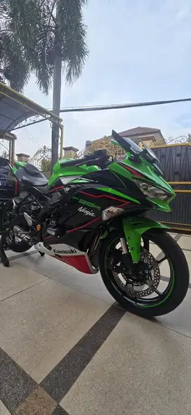 Dijual Ninja Zx 25r