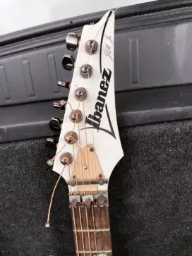 Ibanez jem 555 WH dimarzio evolution pick up kondisi bagus ori