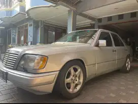 Mercedes Benz W124 E320 Sportline 1994 Original