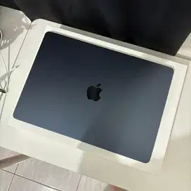 Macbook Air M3 2024 15 inch 8/256gb Midnight