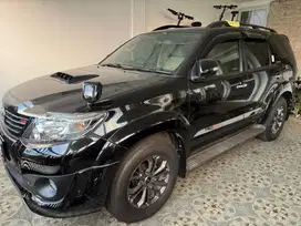 Toyota Fortuner 2.5 G VNT TRD Sportivo 2015 AT Diesel