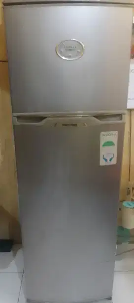Kulkas polytron 2 pintu