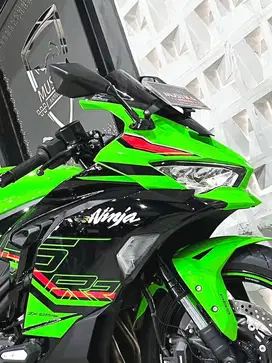 Like new ODO 3RB‼️Kawasaki ZX25R ABS th 2024 - Ayu Mustika