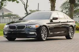 Wibawa Maksimal! BMW 520i Luxury Black 2018 320i 530i x3 x5 c300 e300
