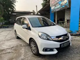 MOBILIO E PRESTIGE CVT 2014