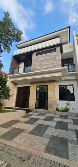 Rumah Baru Citraland Internasional Village Dekat Gwalk SHM Luas 8x20