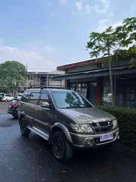 Isuzu Panther 2011 Diesel