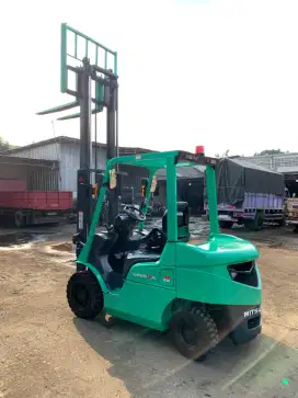 Forklift 2,5 Ton Diesel Mast 3 meter