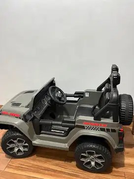 Mobil OFF ROAD800