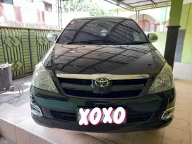 Kijang innova V At 2006