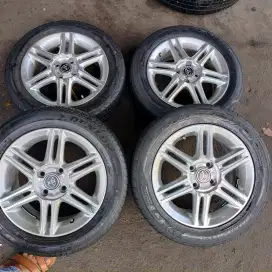 Velg original Honda city ring 15 pcd 4x100 ban 185/60 R15