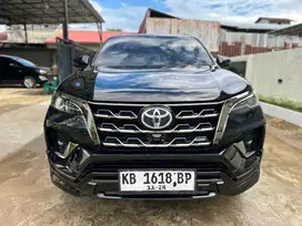 Fortuner VRZ 2.4 trd AT