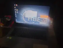 Laptop  Asus vivoboox max x441U